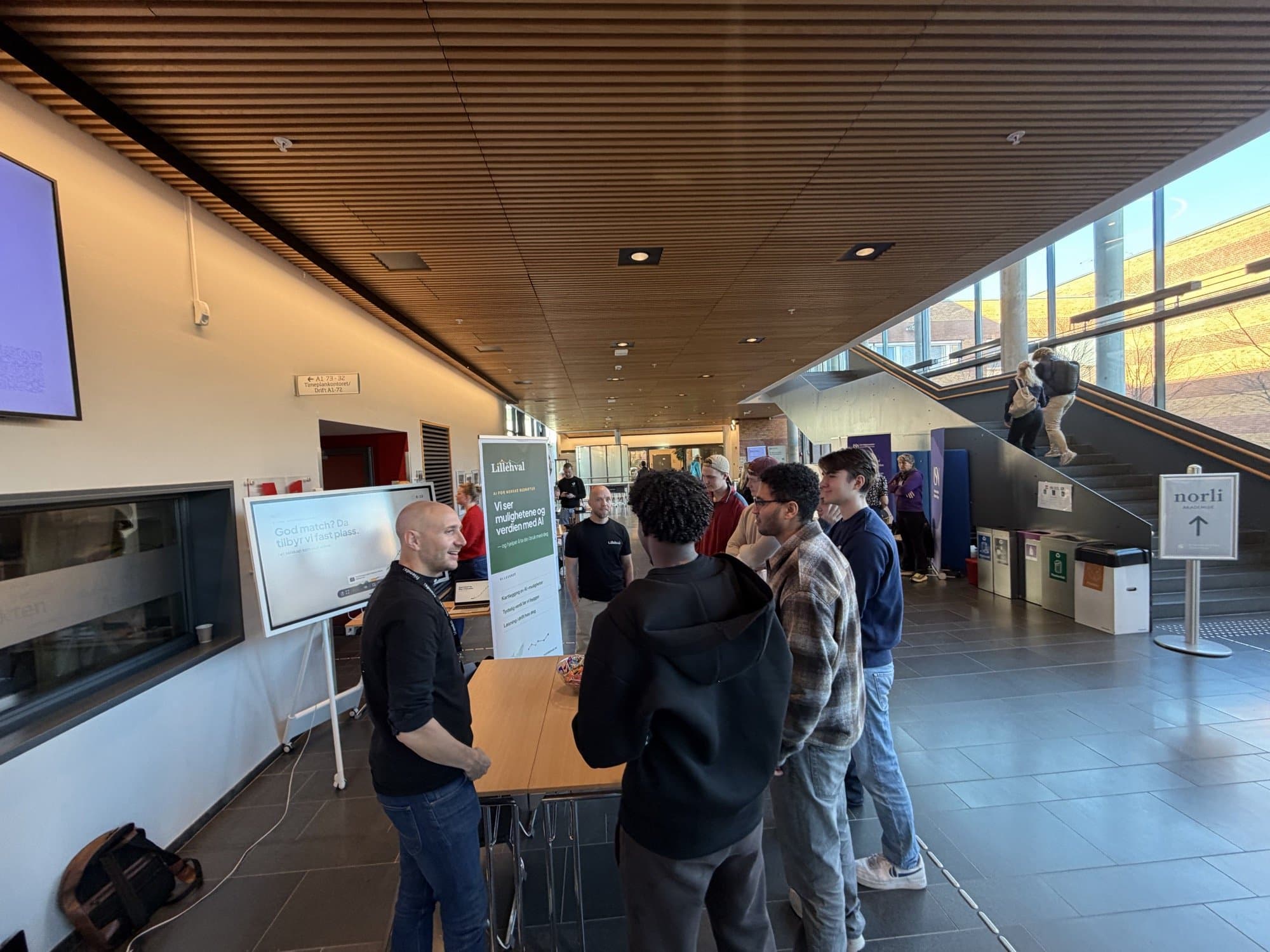 AI-prat med studentene på USN Bakkenteigen